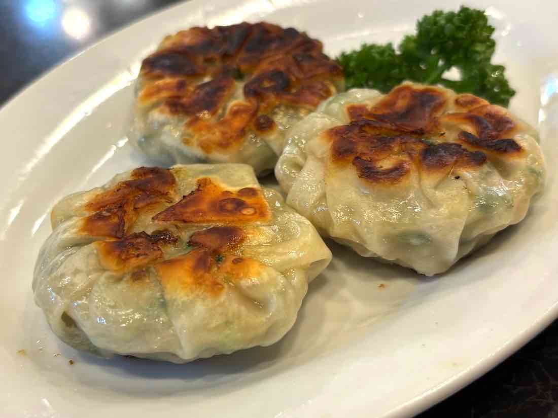 ニラとエビの焼き饅